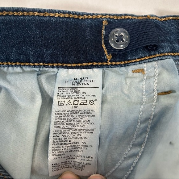 2 for$15 Old Navy High-Rise Rockstar Super Skinny Jeggings - Picture 4 of 9